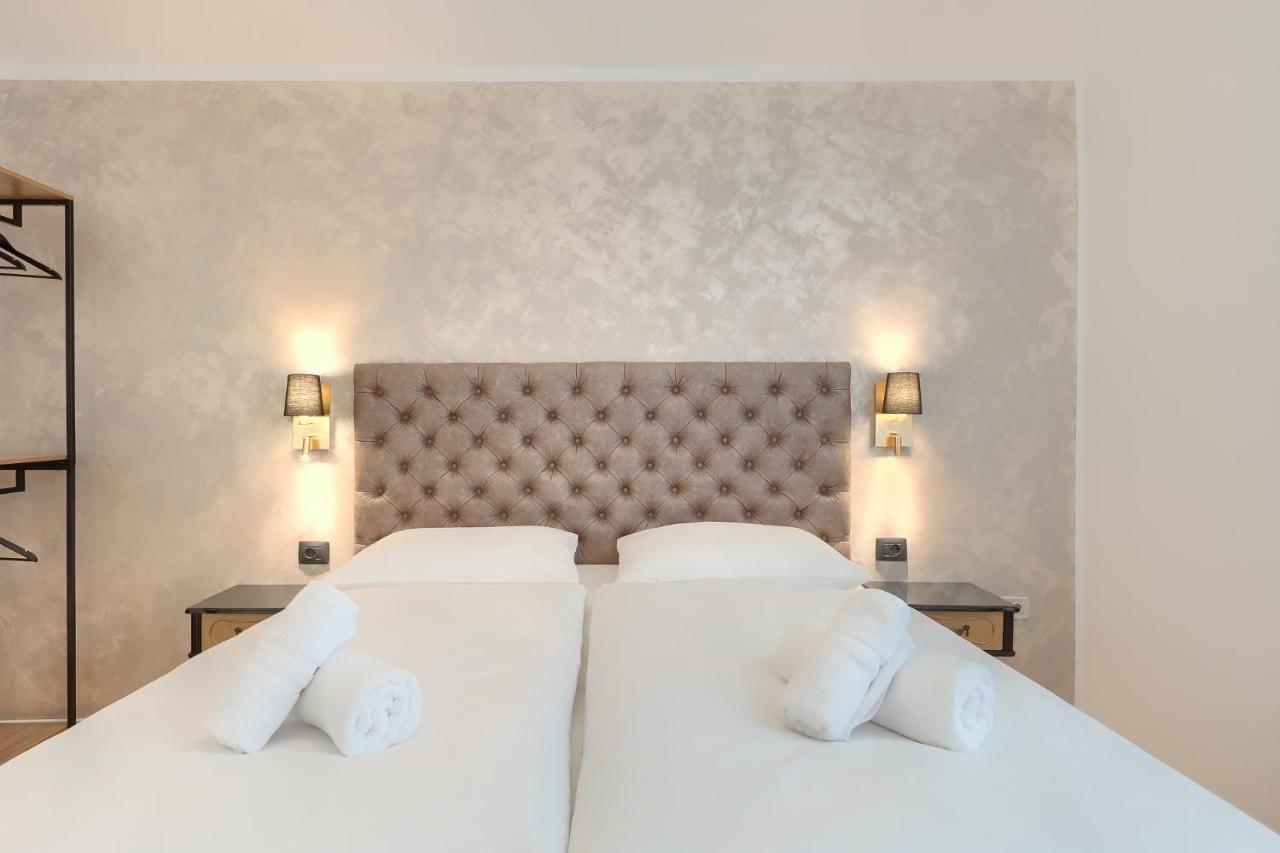 Calafati Apartment With Free Private Parking 里耶卡 外观 照片