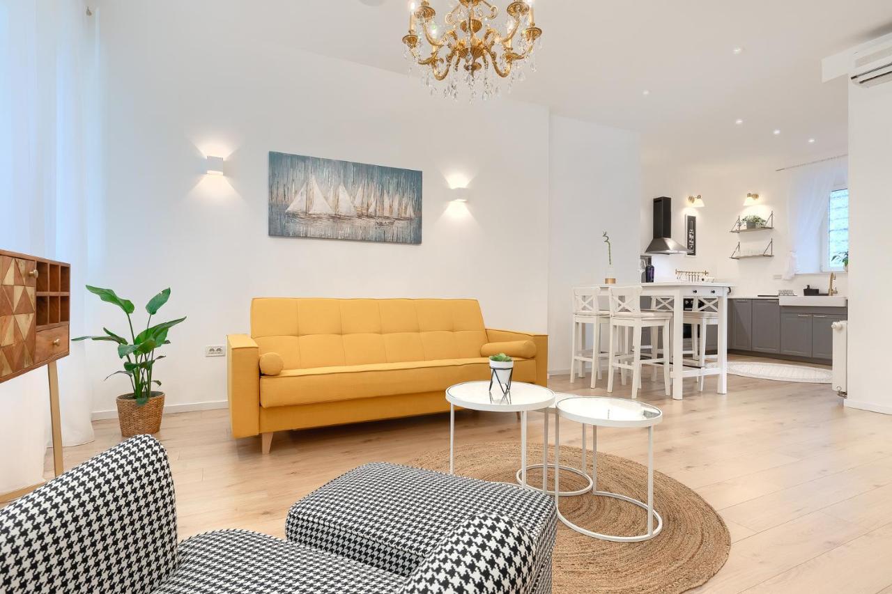Calafati Apartment With Free Private Parking 里耶卡 外观 照片