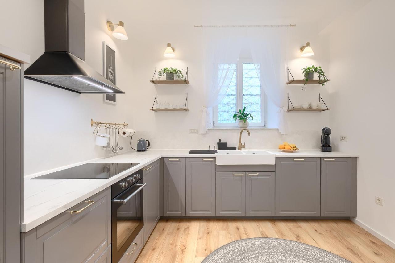Calafati Apartment With Free Private Parking 里耶卡 外观 照片