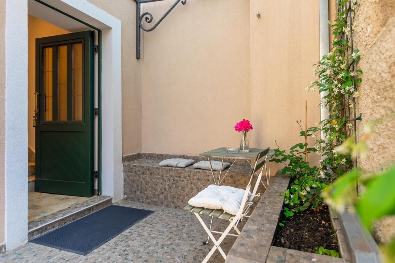 Calafati Apartment With Free Private Parking 里耶卡 外观 照片